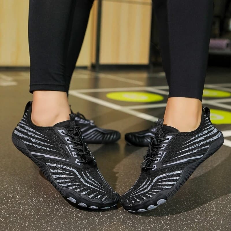 All-Terrain Breathable non-slip barefoot shoes Black (Unisex)