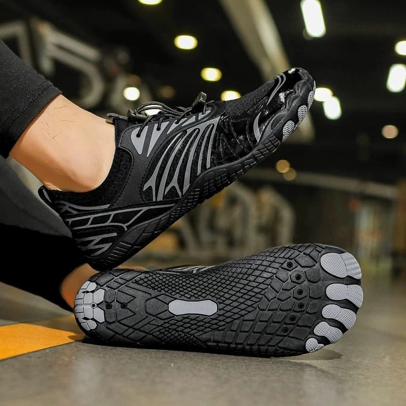 All-Terrain Breathable non-slip barefoot shoes Black (Unisex)