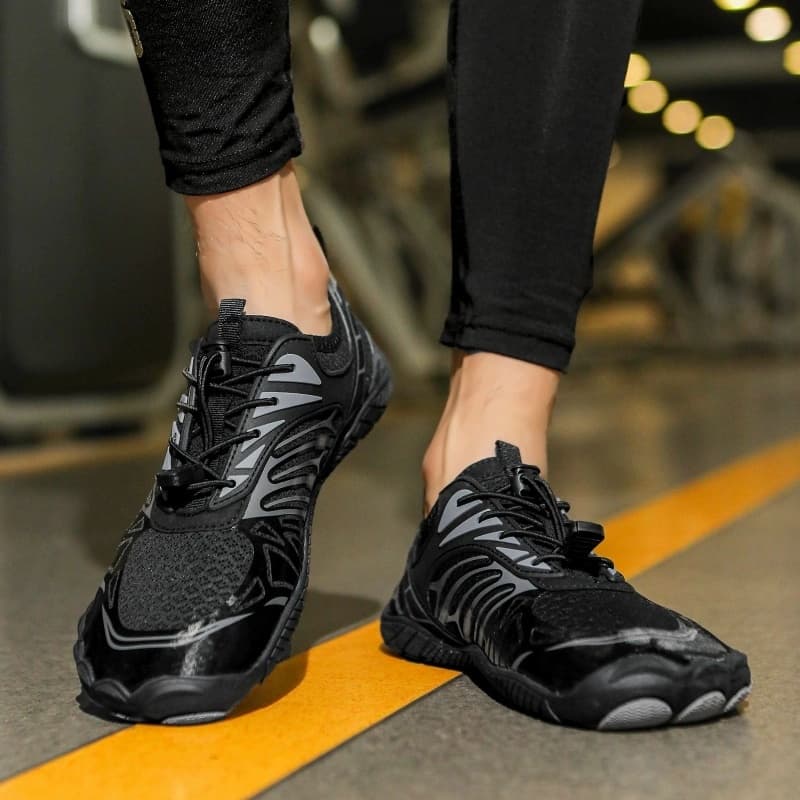 All-Terrain Breathable non-slip barefoot shoes Black (Unisex)