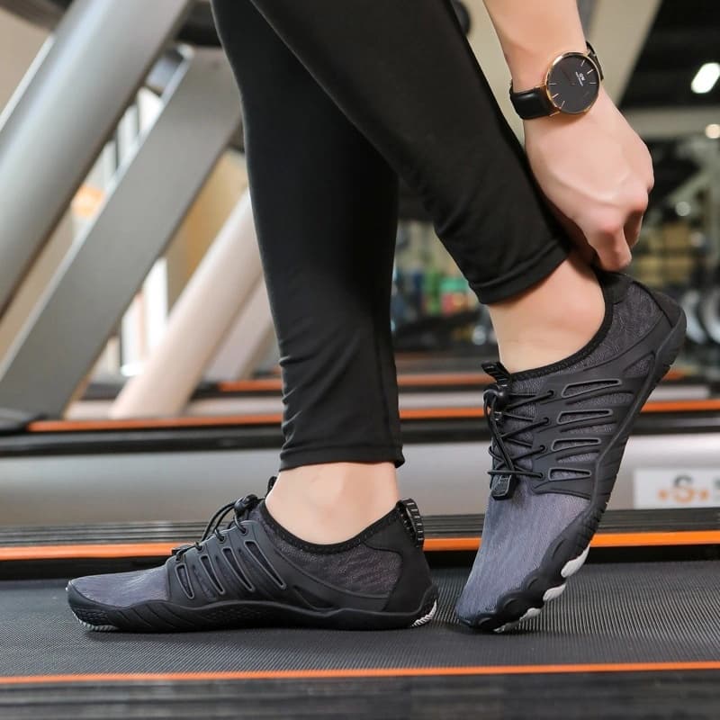 All-Terrain Breathable non-slip barefoot shoes Black (Unisex)